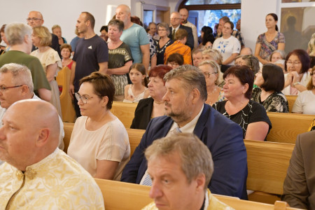 Uloženie rilikvie a posviacka ikon